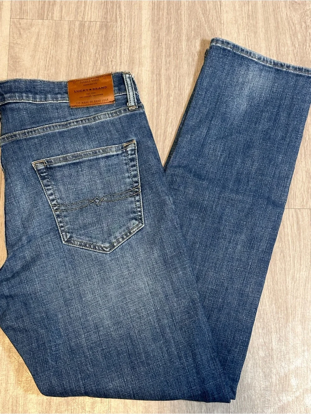 Lucky Brand Jeans Mens 34x34 Blue 410 Athletic Slim Medium Wash